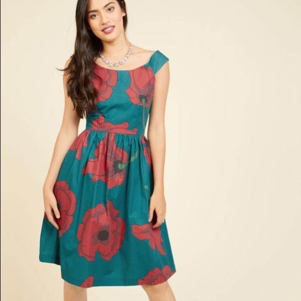 Women’s Blue & Red Flower Dress